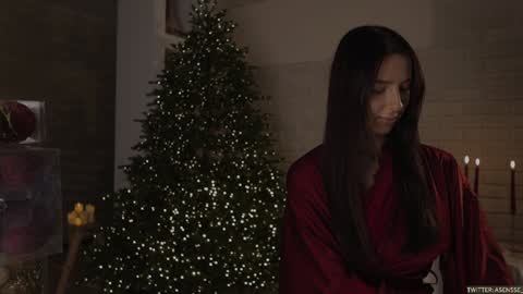 Snapshot of asensse chatting on 12-22-24, 08:36 Call me Ann online show from 12-22-24, 08:36