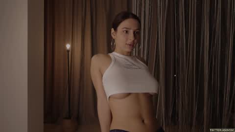 Snapshot of asensse chatting on 01-13-25, 07:31 Call me Ann online show from 01-13-25, 07:31