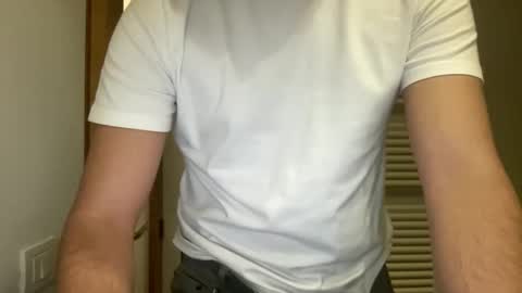 Johnny Long D online show from 04-25-26, 06:49