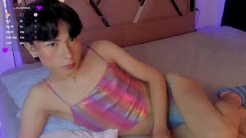 Ash Femboy online show from 03-12-25, 07:38