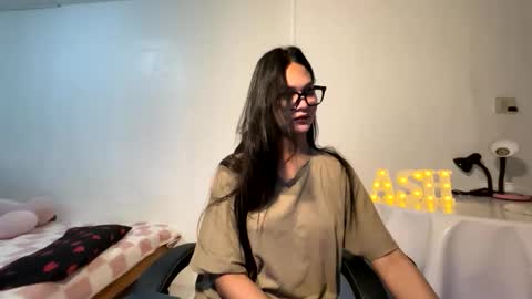 ASH online show from 04-27-26, 03:37