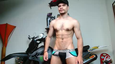 Snapshot of ash_wingrant chatting on 11-24-25, 11:37 ash_wingrant online show from 11-24-25, 11:37