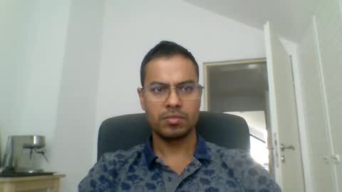 asharma1984xyz online show from 07-06-26, 12:13