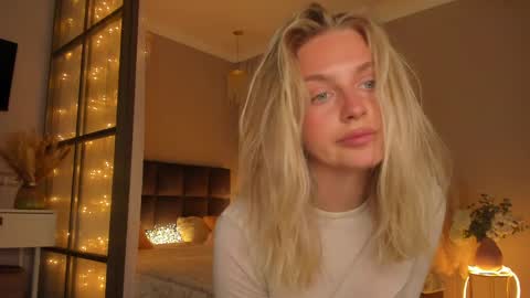 your pretty Ashley online show from 04-09-26, 06:02