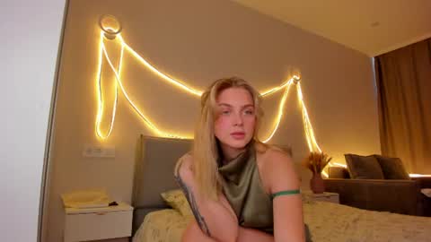 Snapshot of ashbunny_ chatting on 06-29-26, 03:34 your pretty Ashley online show from 06-29-26, 03:34