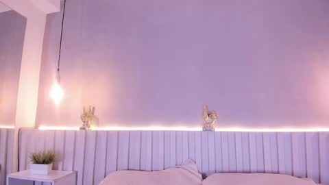 I am Ashley online show from 10-28-25, 07:16