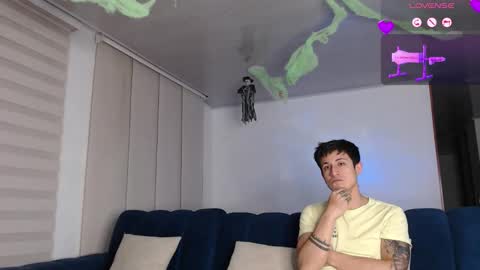 Ashley And Ryan  online show from 10-04-25, 11:58