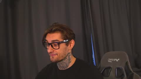 Jerk Machine online show from 04-14-26, 01:28