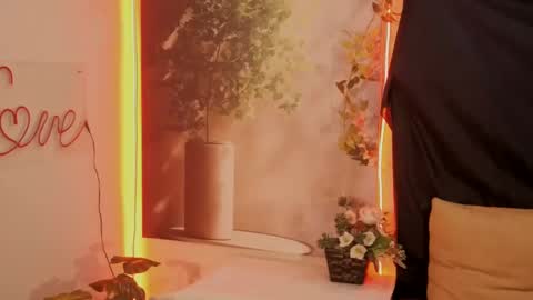 Snapshot of ashkhan22111 chatting on 01-28-25, 07:32 ash online show from 01-28-25, 07:32