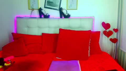 ashley  online show from 12-21-24, 02:37