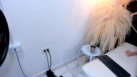 Snapshot of ashley_7777 chatting on 03-02-25, 08:50 ashley_7777 online show from 03-02-25, 08:50