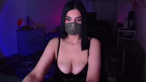   Yasmina   online show from 12-09-24, 07:17