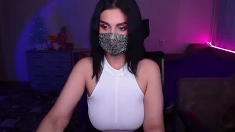   Yasmina   online show from 01-08-25, 05:05