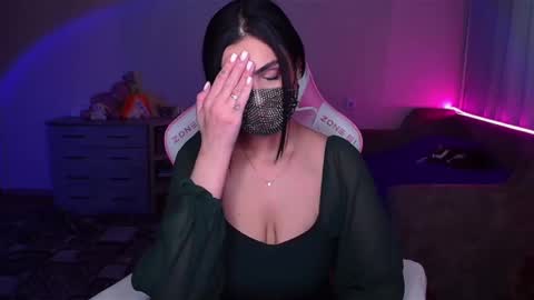   Yasmina   online show from 02-10-25, 06:53