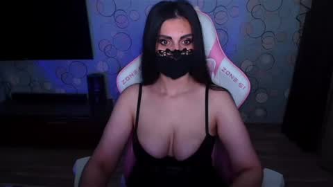  Yasmina   online show from 06-28-26, 05:02