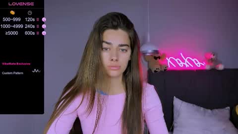 Ashley online show from 11-20-25, 06:18