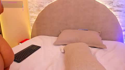 Snapshot of ashley_beaomunt chatting on 02-24-26, 01:31 ashley_beaomunt online show from 02-24-26, 01:31