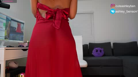 ashley  online show from 12-30-24, 02:42