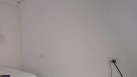 Snapshot of ashley_ebony__ chatting on 02-25-26, 12:26 Ashley online show from 02-25-26, 12:26