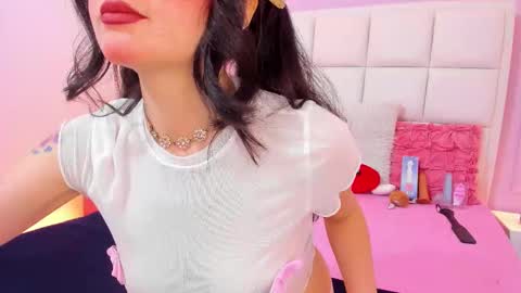 Snapshot of ashley_petit chatting on 02-17-26, 12:45 ashley_petit online show from 02-17-26, 12:45