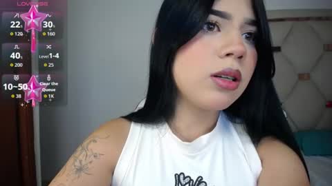 Snapshot of ashley_piinkk chatting on 06-16-26, 04:04 Ashley online show from 06-16-26, 04:04