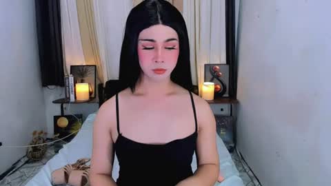 Snapshot of ashley_slutty chatting on 06-18-26, 11:14 ashley online show from 06-18-26, 11:14