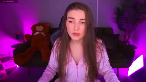 ashleybaee online show from 12-16-25, 02:11