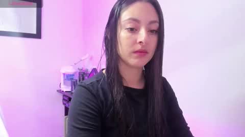 Ashley online show from 12-05-25, 01:20