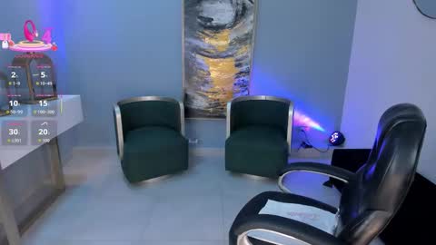 Snapshot of ashleyjhonson1 chatting on 11-25-25, 08:20 Ashley Jhonson online show from 11-25-25, 08:20