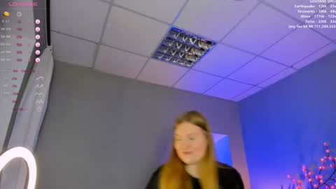 Snapshot of ashleyjonse chatting on 06-14-26, 04:58 AshleyJonse online show from 06-14-26, 04:58