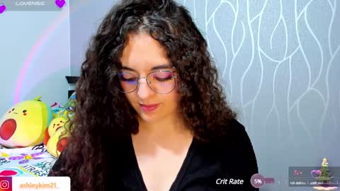 Snapshot of ashleykiim_ chatting on 01-02-25, 02:43 .. Ashley .. online show from 01-02-25, 02:43