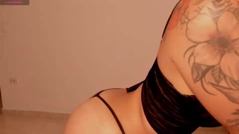 Snapshot of ashleyroys_111 chatting on 11-01-25, 05:26 dahiana online show from 11-01-25, 05:26