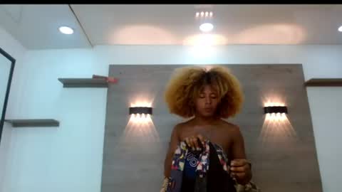 ashleysofiathenison online show from 07-04-26, 11:49