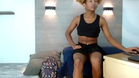 ashleysofiathenison online show from 07-08-26, 12:53