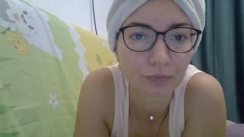 Ashley online show from 10-11-25, 05:50