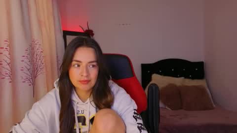 ASHLEY online show from 02-10-26, 01:37