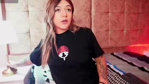 Ashley Lauren online show from 02-17-26, 03:47