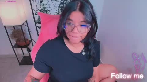 Snapshot of ashleyy18__ chatting on 04-29-26, 08:04 Ashleyy18 online show from 04-29-26, 08:04