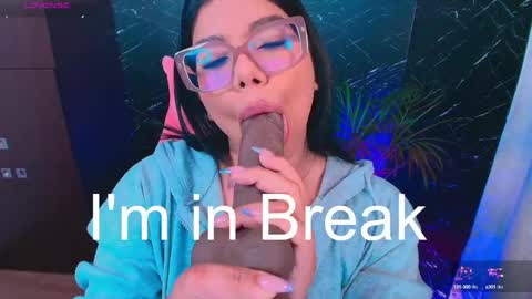 Snapshot of ashleyy18__ chatting on 05-28-26, 11:46 Ashleyy18 online show from 05-28-26, 11:46