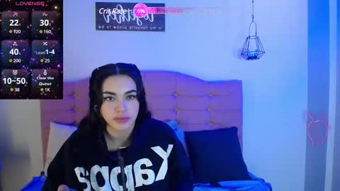 kylie online show from 02-20-25, 03:34