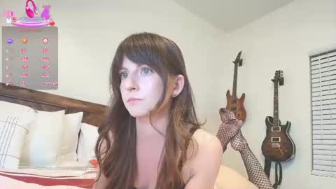 Snapshot of ashleyyylove13 chatting on 06-22-26, 04:42 Ashley Love online show from 06-22-26, 04:42
