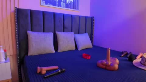 Snapshot of ashlye_miller_ chatting on 09-11-25, 04:23 ashlye_miller_ online show from 09-11-25, 04:23