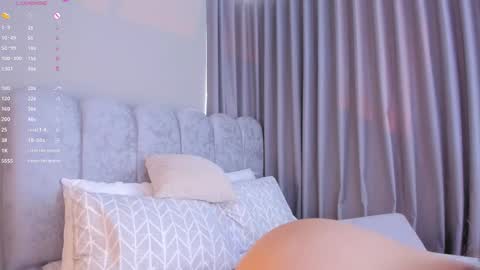 Paula Baleta  online show from 12-19-25, 08:05