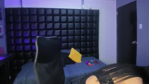 Snapshot of ashlyy_sweet_ chatting on 06-11-26, 02:48 ashlyy sweet online show from 06-11-26, 02:48
