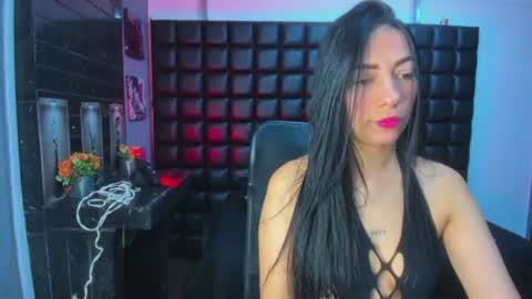 Snapshot of ashlyy_sweet_ chatting on 06-20-26, 01:25 ashlyy sweet online show from 06-20-26, 01:25