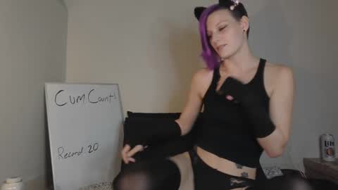 Ash online show from 10-31-25, 11:50