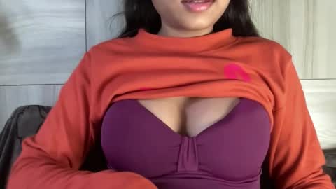 Snapshot of ashukhushi2022 chatting on 10-27-25, 03:10 khushi online show from 10-27-25, 03:10