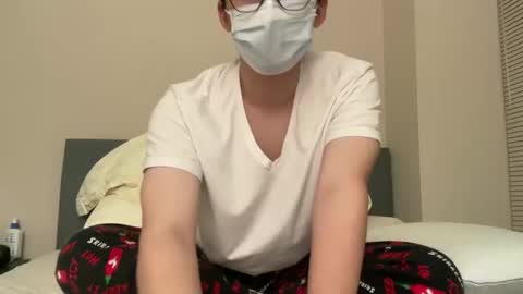 Snapshot of asiaboyshow chatting on 12-15-25, 04:06 asiaboyshow online show from 12-15-25, 04:06