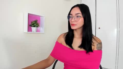 Camila online show from 12-31-24, 01:19