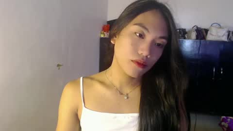 Snapshot of asian_alliyah chatting on 05-14-26, 12:06 asian_alliyah online show from 05-14-26, 12:06